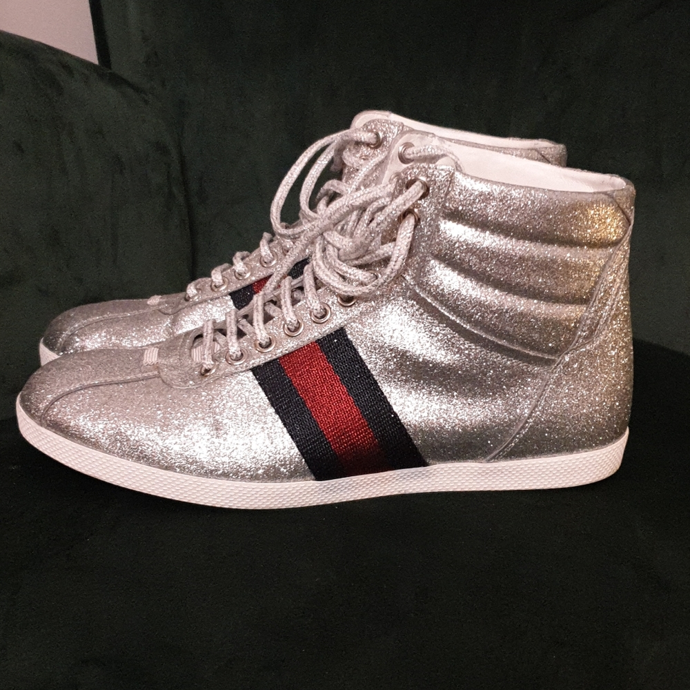 Gucci Glitter Shoes fits size 8.5/9